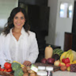 Meet your Posher, Melody moradi